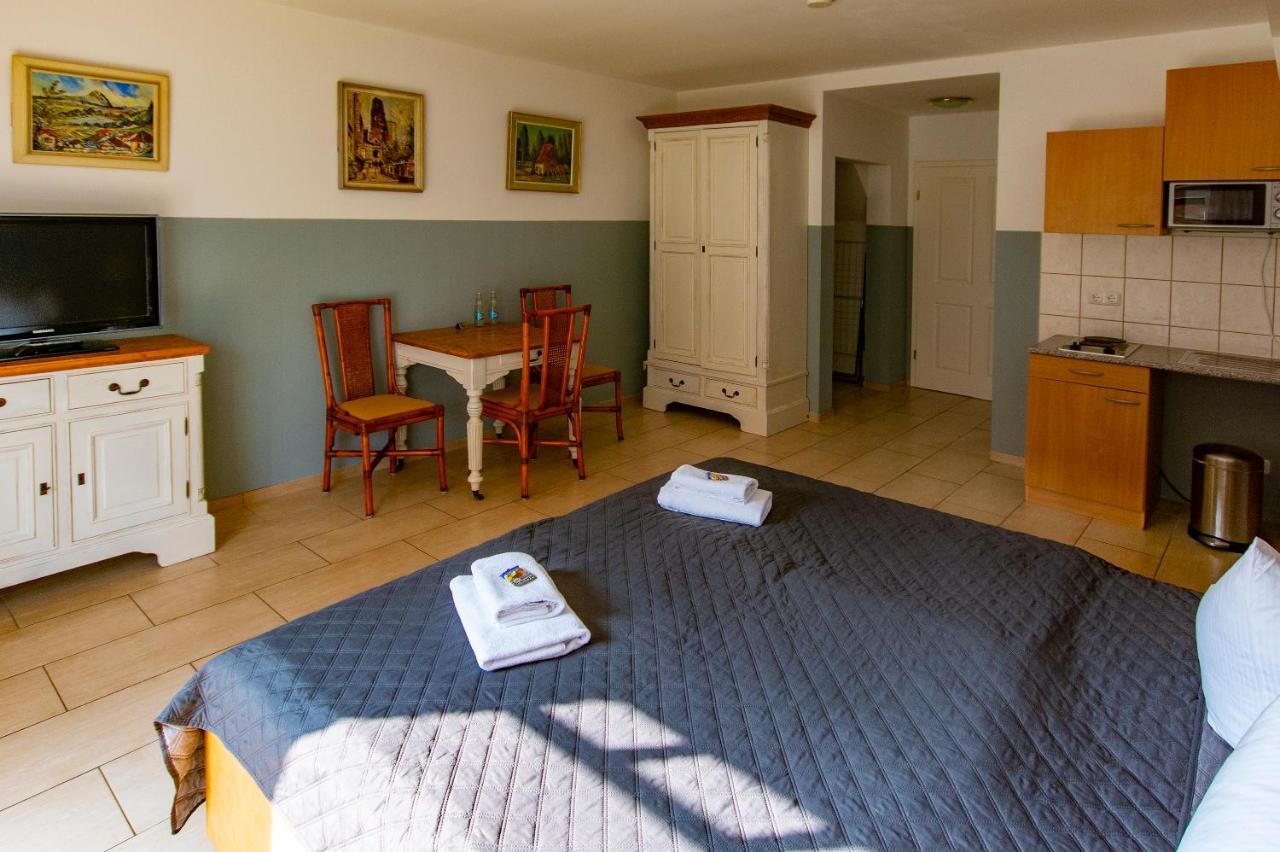 Aparthotel Himmelreich Ruegen à Zirkow Extérieur photo
