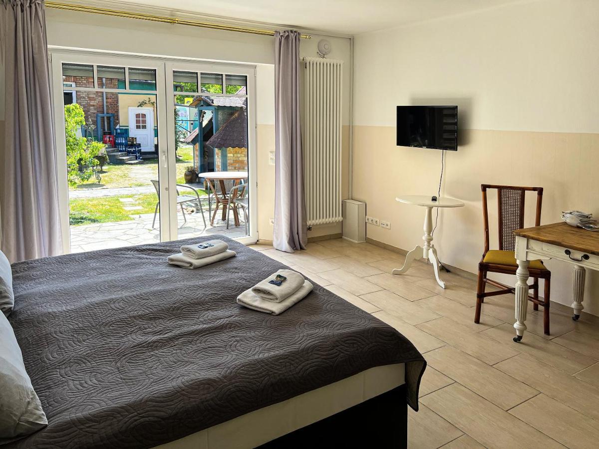 Aparthotel Himmelreich Ruegen à Zirkow Extérieur photo